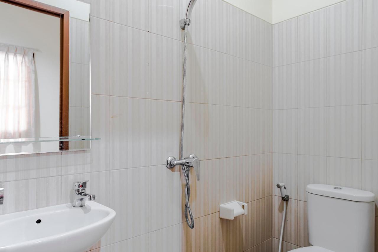 Reddoorz @ Jalan Biak Roxy Jakarta Jacarta Exterior foto