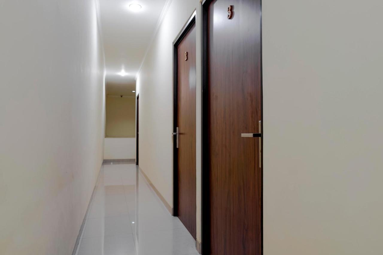 Reddoorz @ Jalan Biak Roxy Jakarta Jacarta Exterior foto