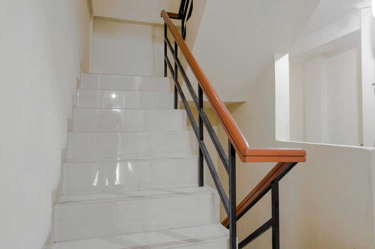 Reddoorz @ Jalan Biak Roxy Jakarta Jacarta Exterior foto