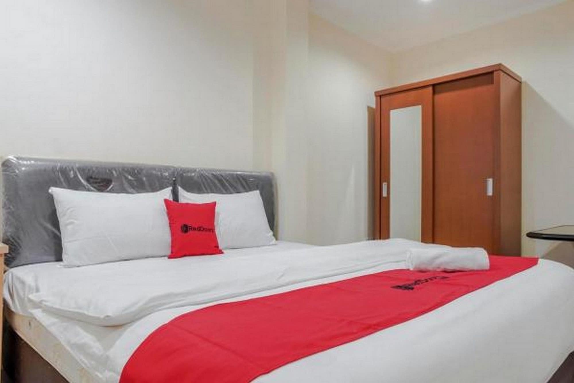Reddoorz @ Jalan Biak Roxy Jakarta Jacarta Exterior foto